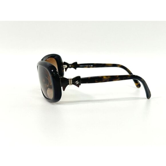 Chanel Acetate Bow CC Sunglasses — Model 5171, Tortoise / Brown Gradient main image 9